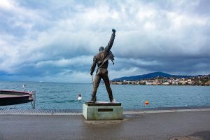 freddie-mercury-statue